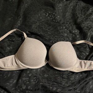 PINK Victoria's Secret Shimmering Cream Bra